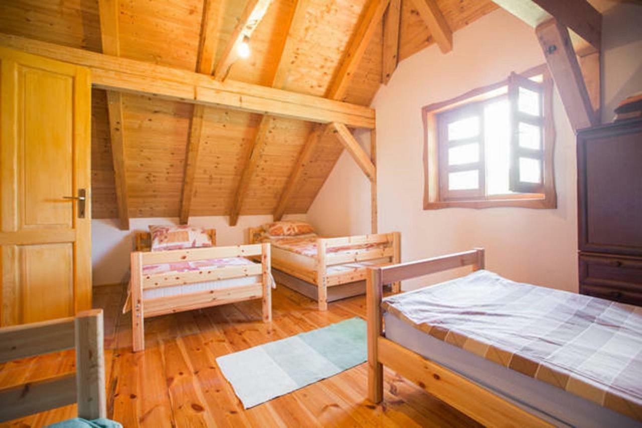 Peacefull Family Cottage Gornji Desinec Exterior photo